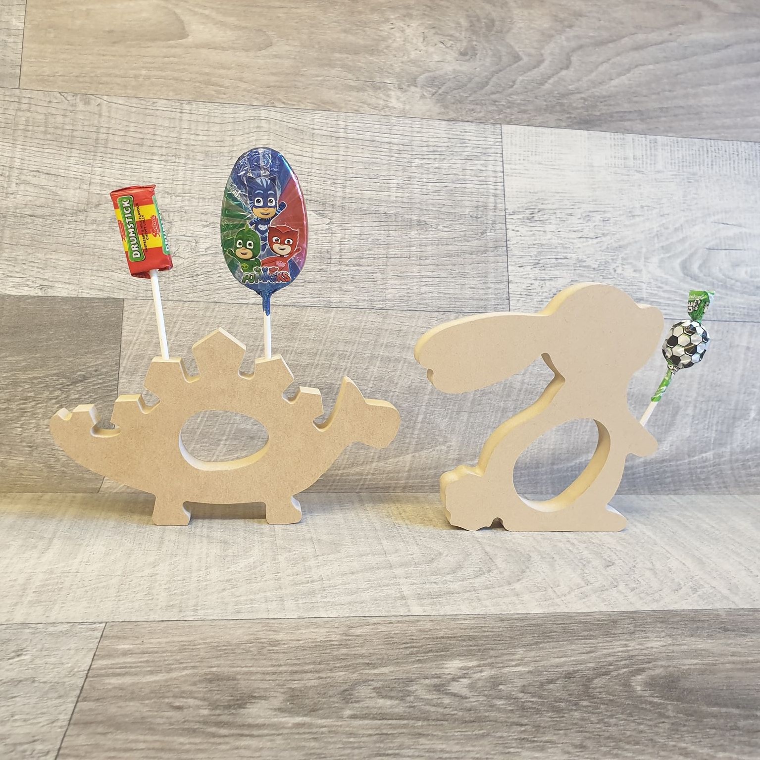 Lollipop and chocolate holder