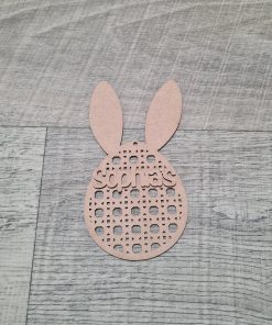 Rattan egg with ear and name bauble