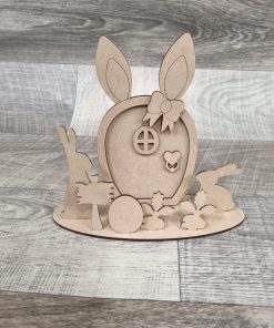 Bunny door on base with accessories