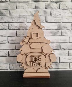 Gnome Witch 20cm on a base