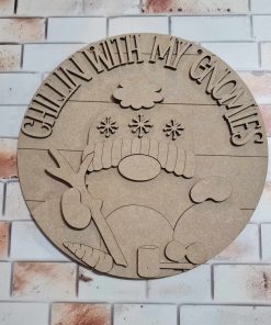 Chillin with my gnomies 23cm plaque