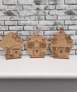 mini houses strawberry theme