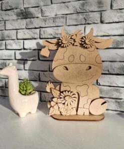 Daisy Cow with daisies