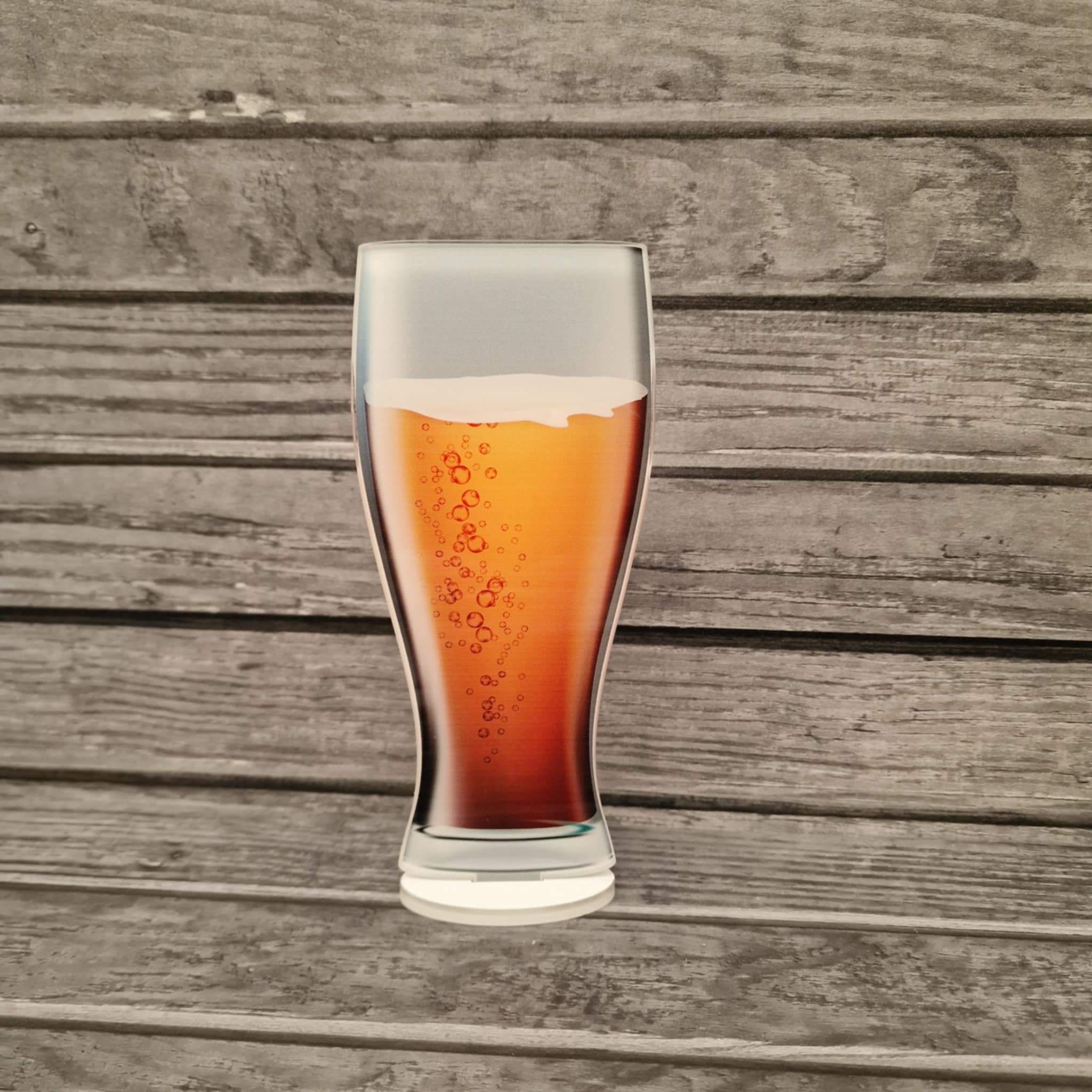 Pint glass UV printed on a base - Image 2