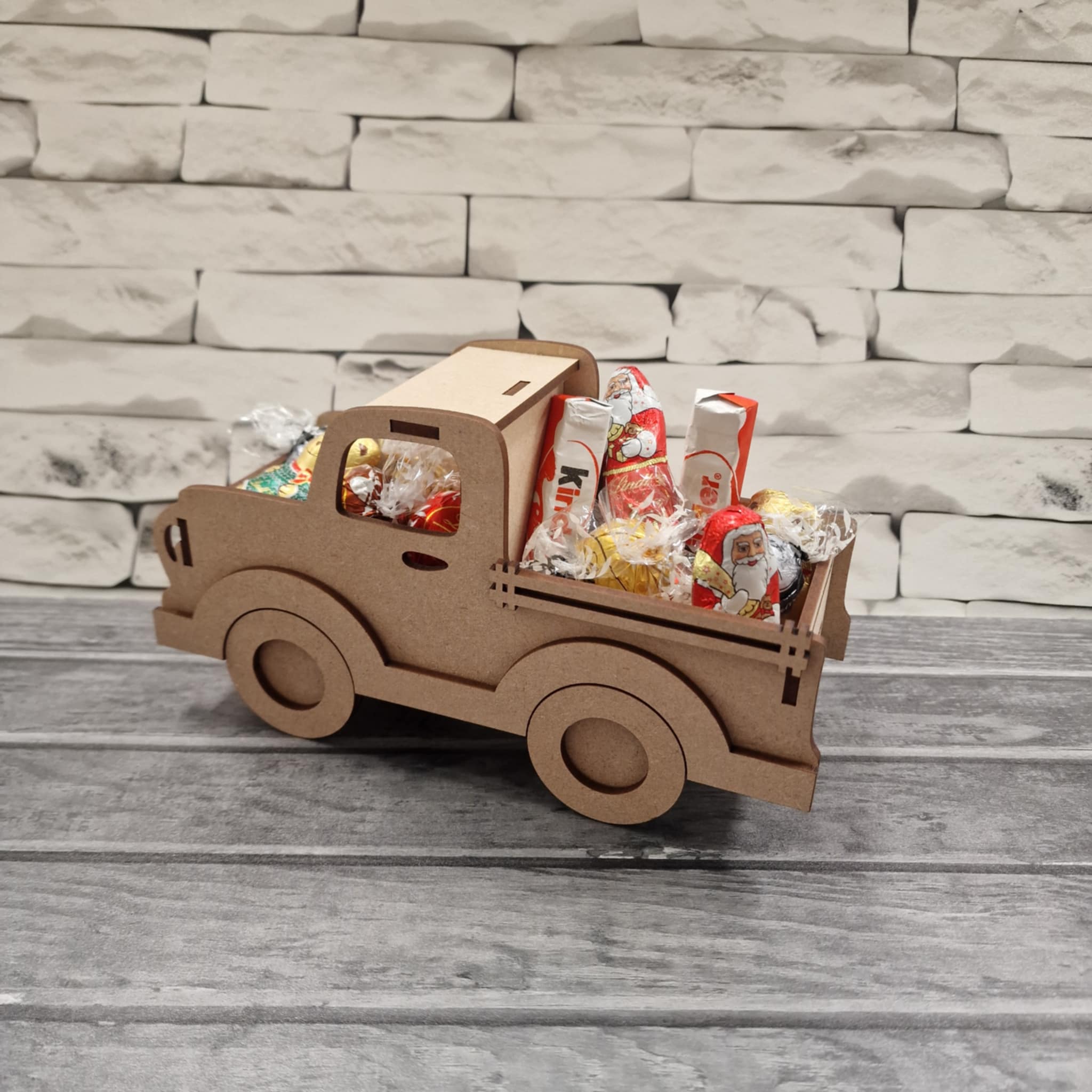 Christmas 3d truck for treats - Image 4