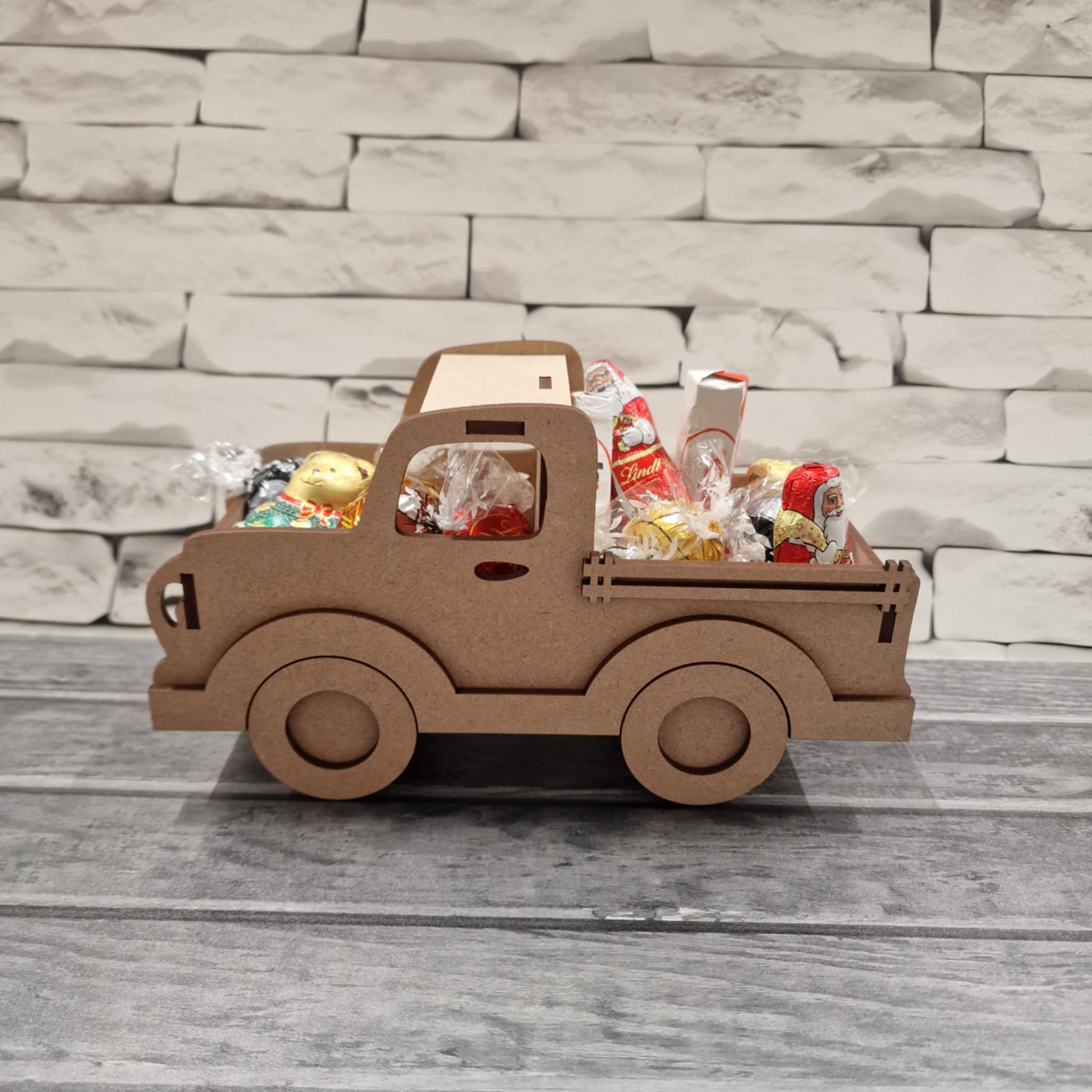 Christmas 3d truck for treats - Image 5