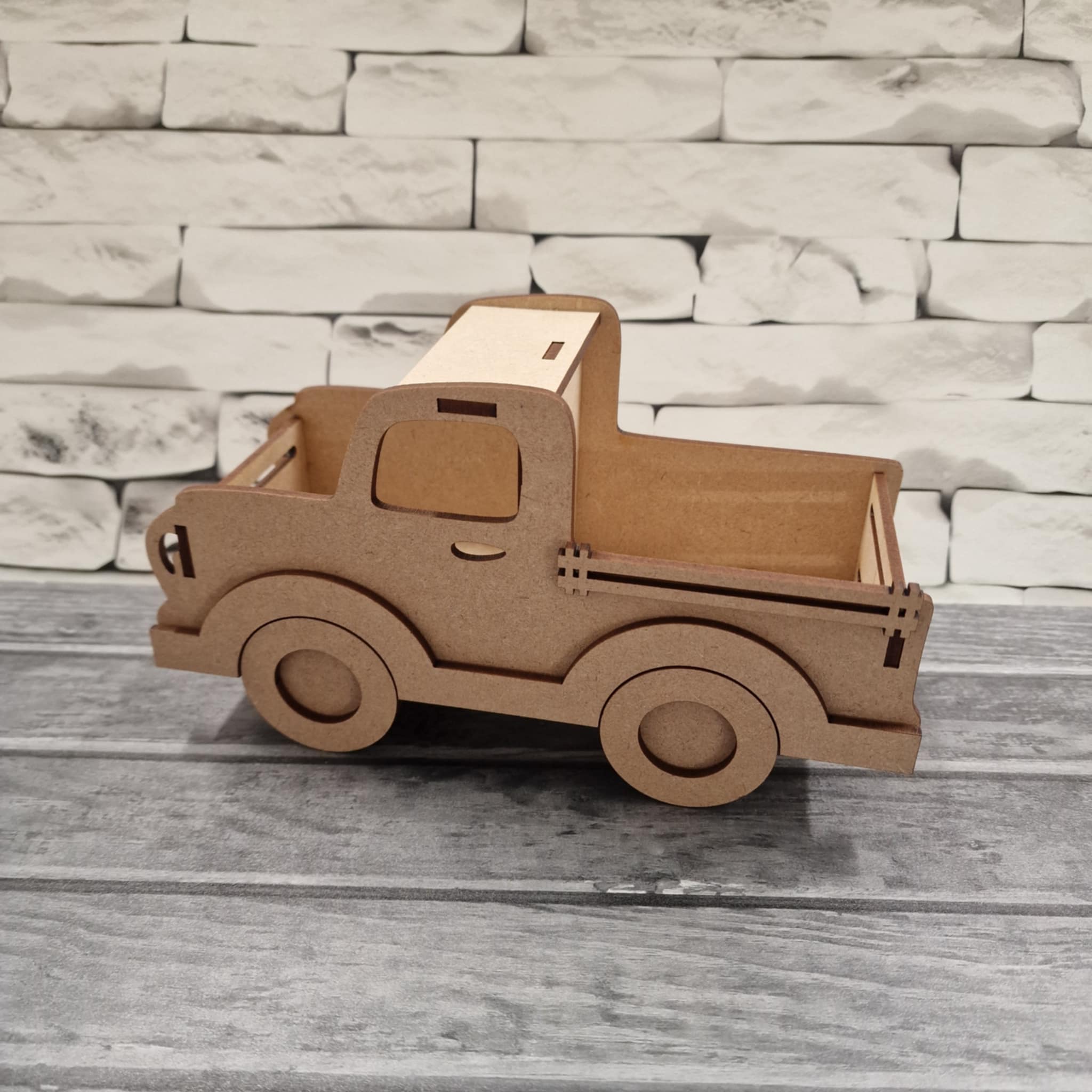Christmas 3d truck for treats - Image 3
