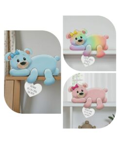 Bear shelf sitter with heart