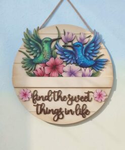Flag & Circle Interchangeable - Humming Bird