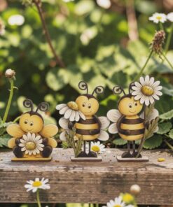 Daisy Bees on bases