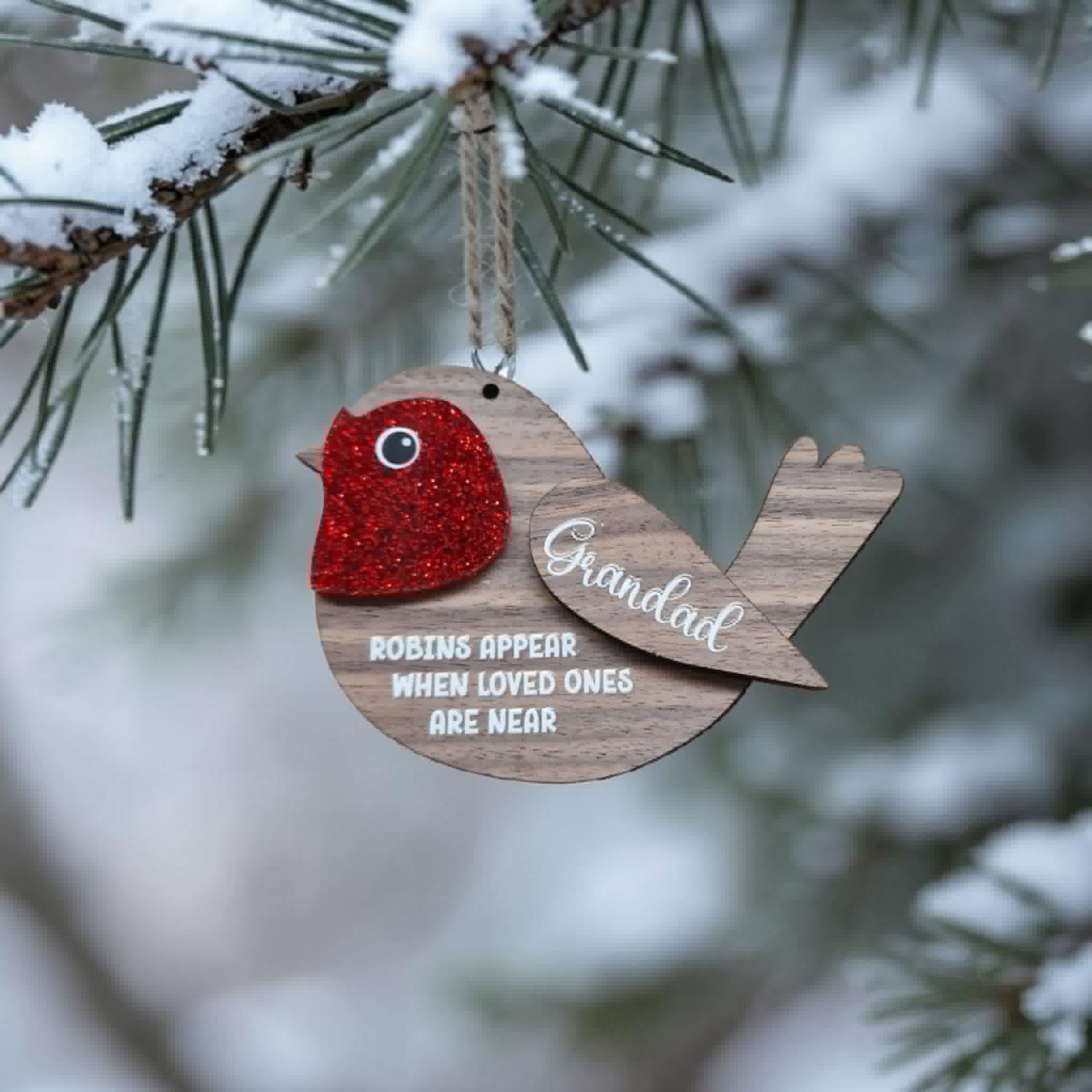 Simple Robin bauble with red glitter chest