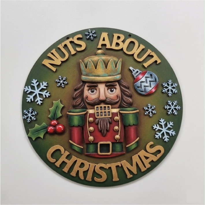Nutty Christmas 23cm round