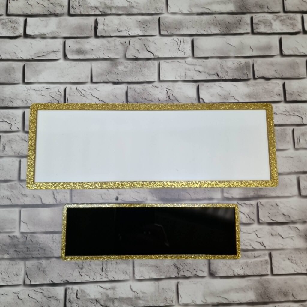 Rectangle plaque with front edge