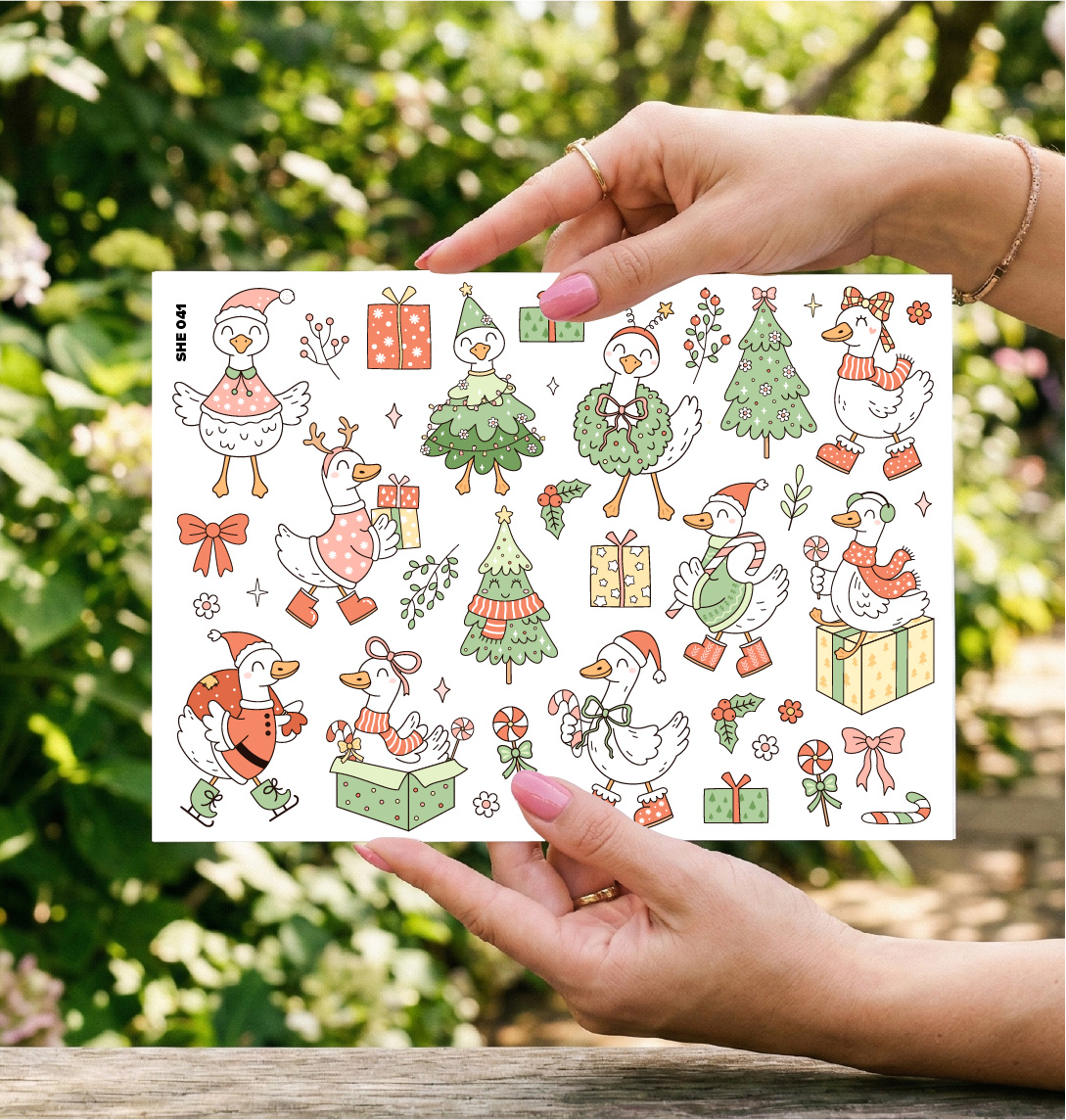 UV DTF – SHE 041 sheet of Christmas Geese