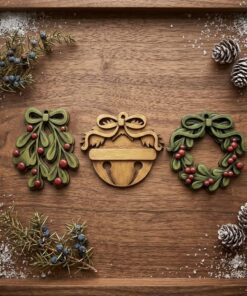 Alternative view of Mistletow, Bell and Wreath bauble set