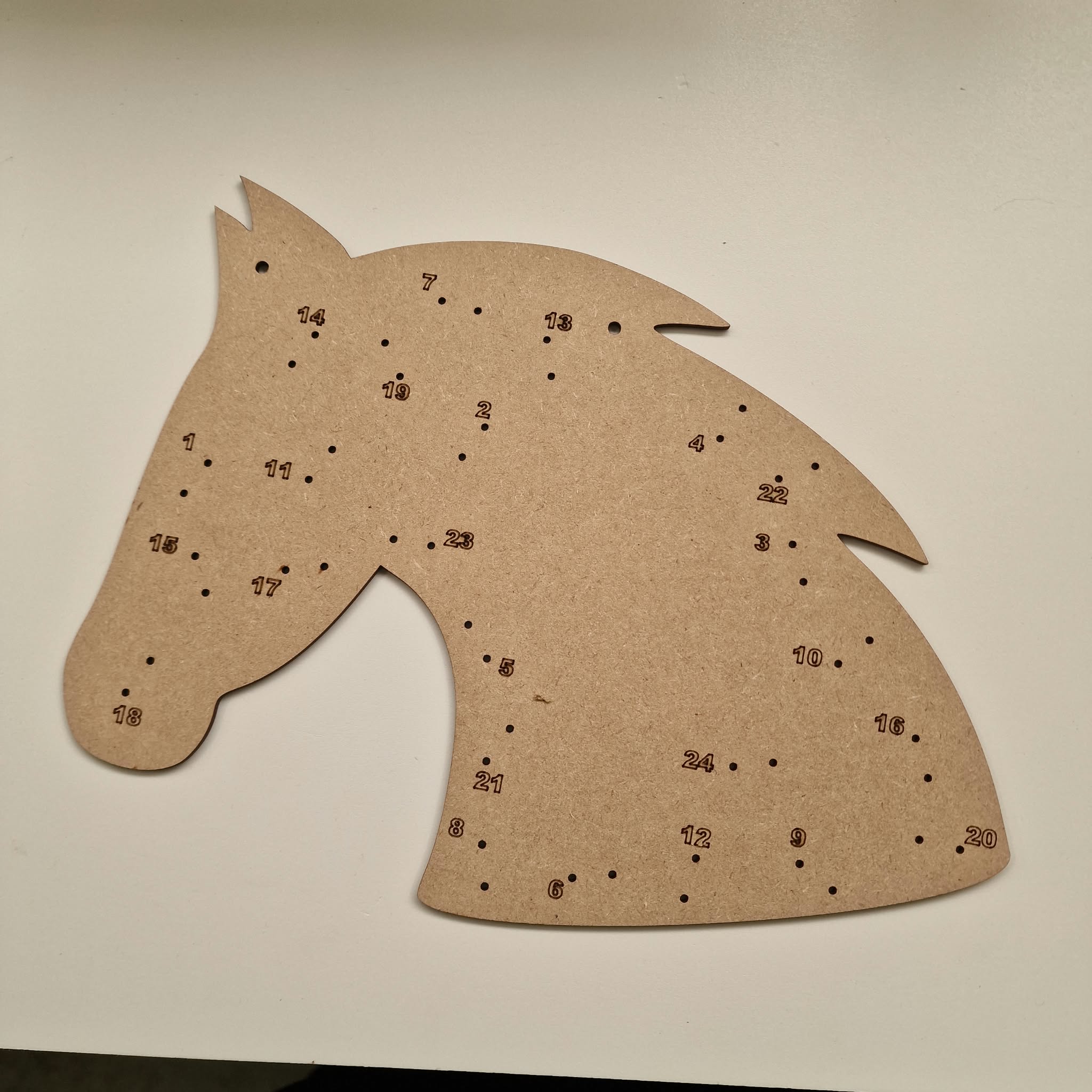 Horse head advent for pets